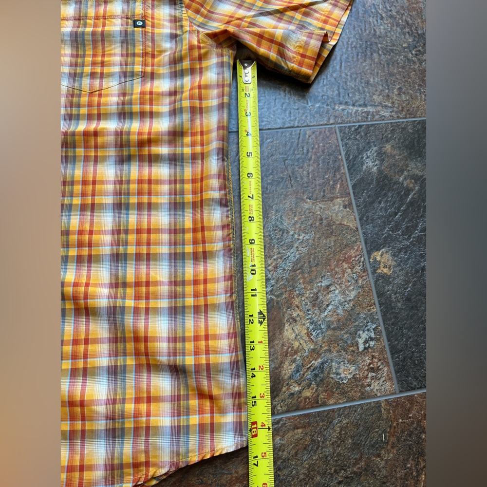Men’s Marmot orange plaid shirt sleeve button down shirt. Size medium - Picture 12 of 14